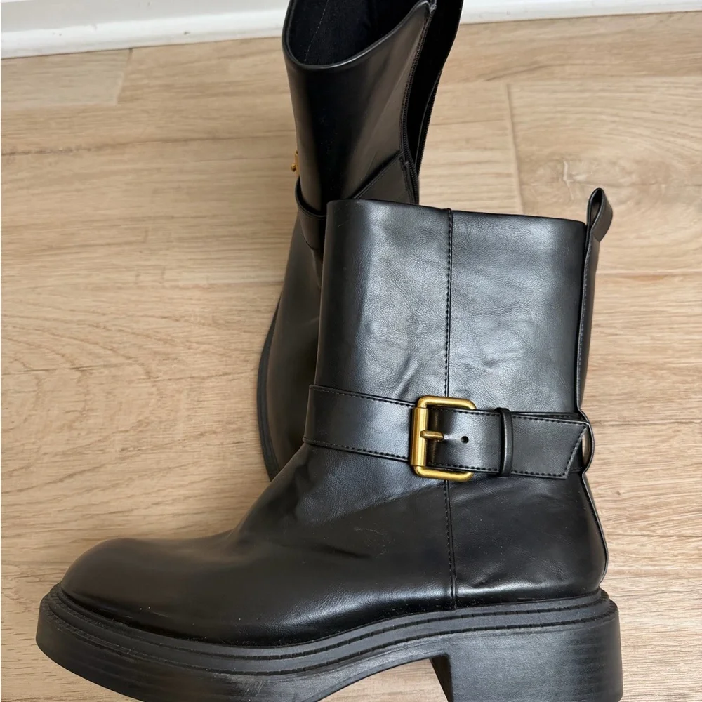 NWT Zara Black Leather Ankle Boots